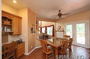 5th image of 9183 Lakewood Dr