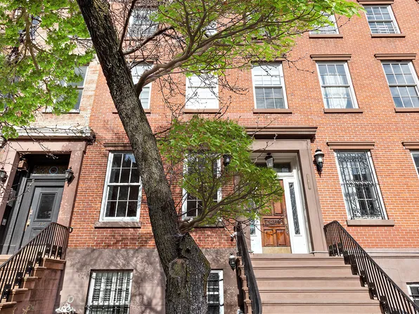 347 West 22nd Street 3 image 13 of 13