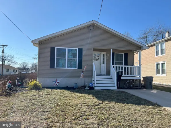 266 Greenwich Ave, Paulsboro, NJ 08066