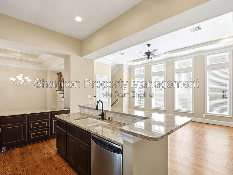 1652 Norfolk St #B — Photo 14
