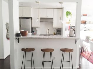 6129 Stonepath Cir, Centreville, VA 20120