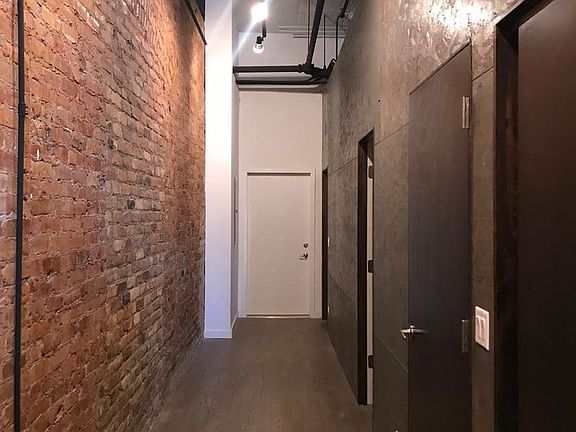 5th image of 2354 N Clybourn Ave #1