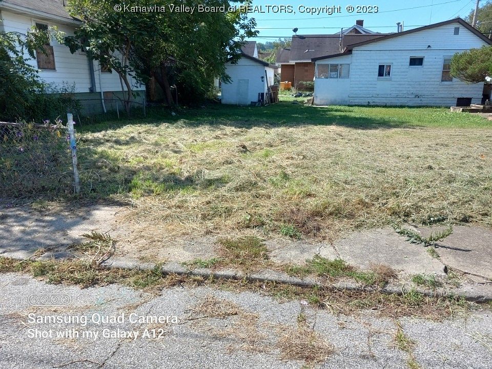 1049 1/2 Grant St, Charleston, WV 25302 Zillow