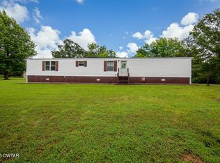 955 Leo Weaver Rd, Finger, TN 38334