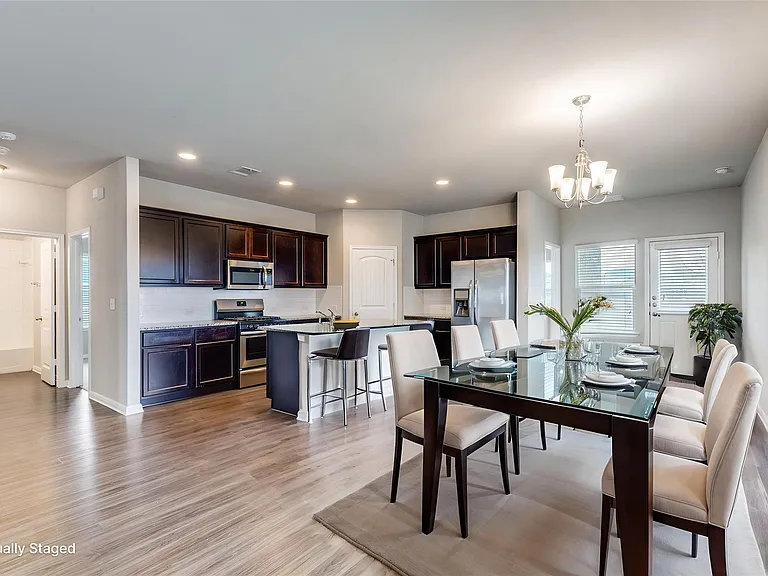 348 Shiner Ln — Photo 13