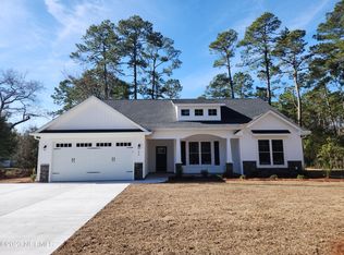 399 Boundaryline Dr NW, Calabash, NC 28467