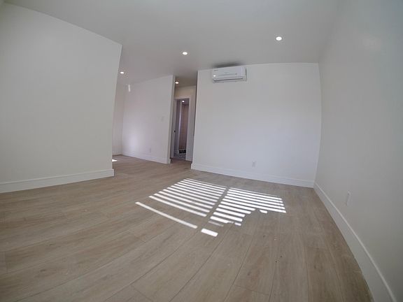 4th image of 2275 Grand Ave Unit 21
