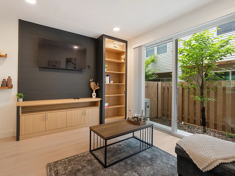 3009 NE Ainsworth St #3009 — Photo 18