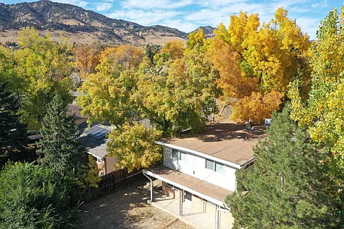 1323 Balsam Ave #1 Photo 1
