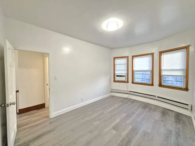 1465 74th St #2F — Photo 12