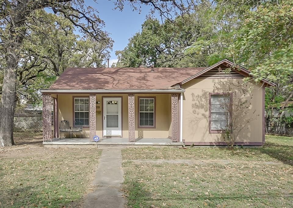 1st image of 4133 King Oaks Ln