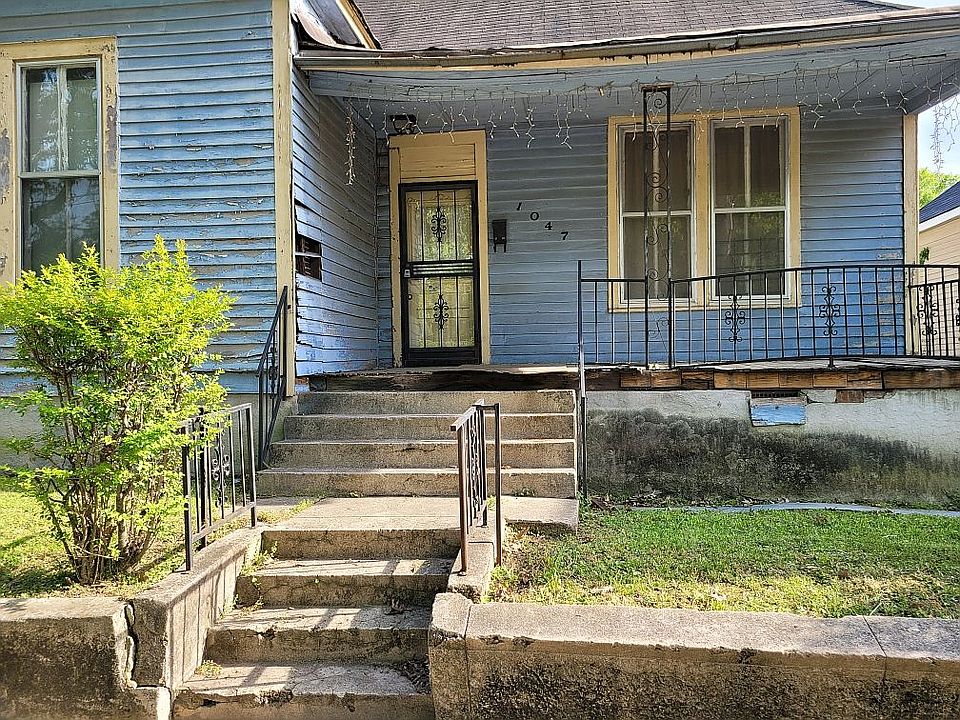 1st image of 1047 Walker Ave