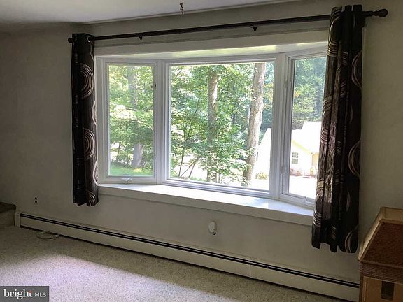 4th image of 10875 Hammond Dr