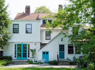 17 Traill St, Cambridge, MA 02138