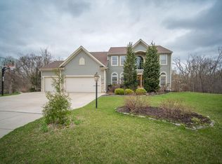 5255 W Claire Ct, Franklin, WI 53132