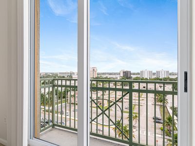 403 S Sapodilla Avenue #802, West Palm Beach, FL, 33401