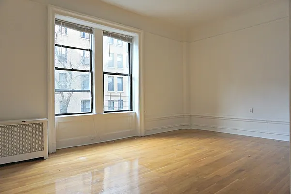 Rented by Metropolitan Equities | media 9