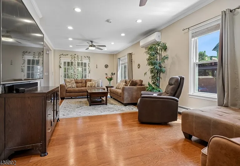 412 Millburn Ave — Photo 7