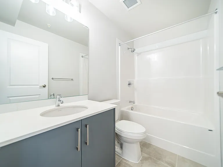 3859 Market St SE — Photo 94