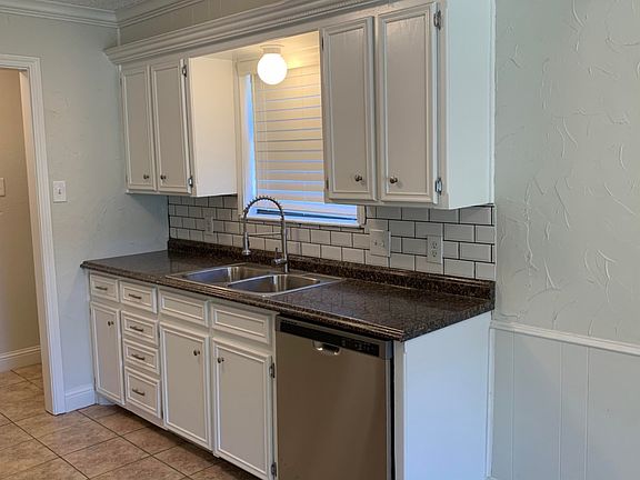 4th image of 6808 Huron Ave