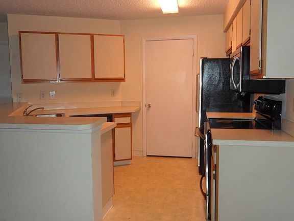 2nd image of 9999 Summerbreeze Dr APT 517