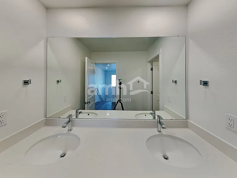 26116 E Calhoun Cir — Photo 12