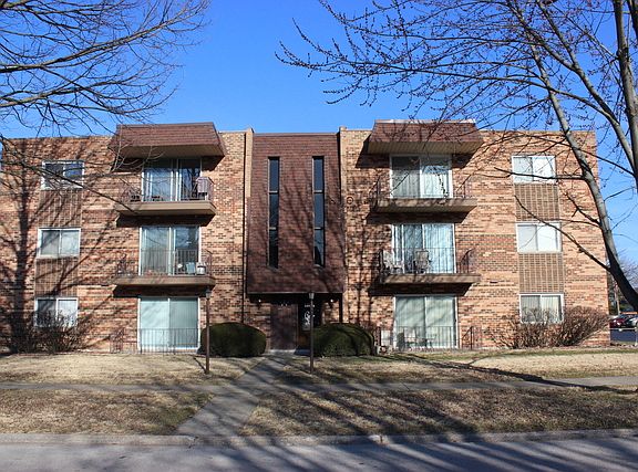 2nd image of 12801 Carriage Ln APT 204