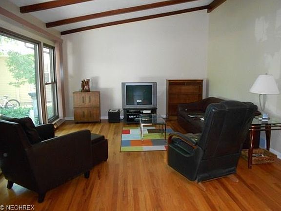 2nd image of 437 Lombardy Dr