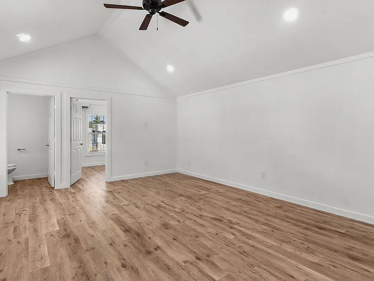 100 Watercolor Dr — Photo 5