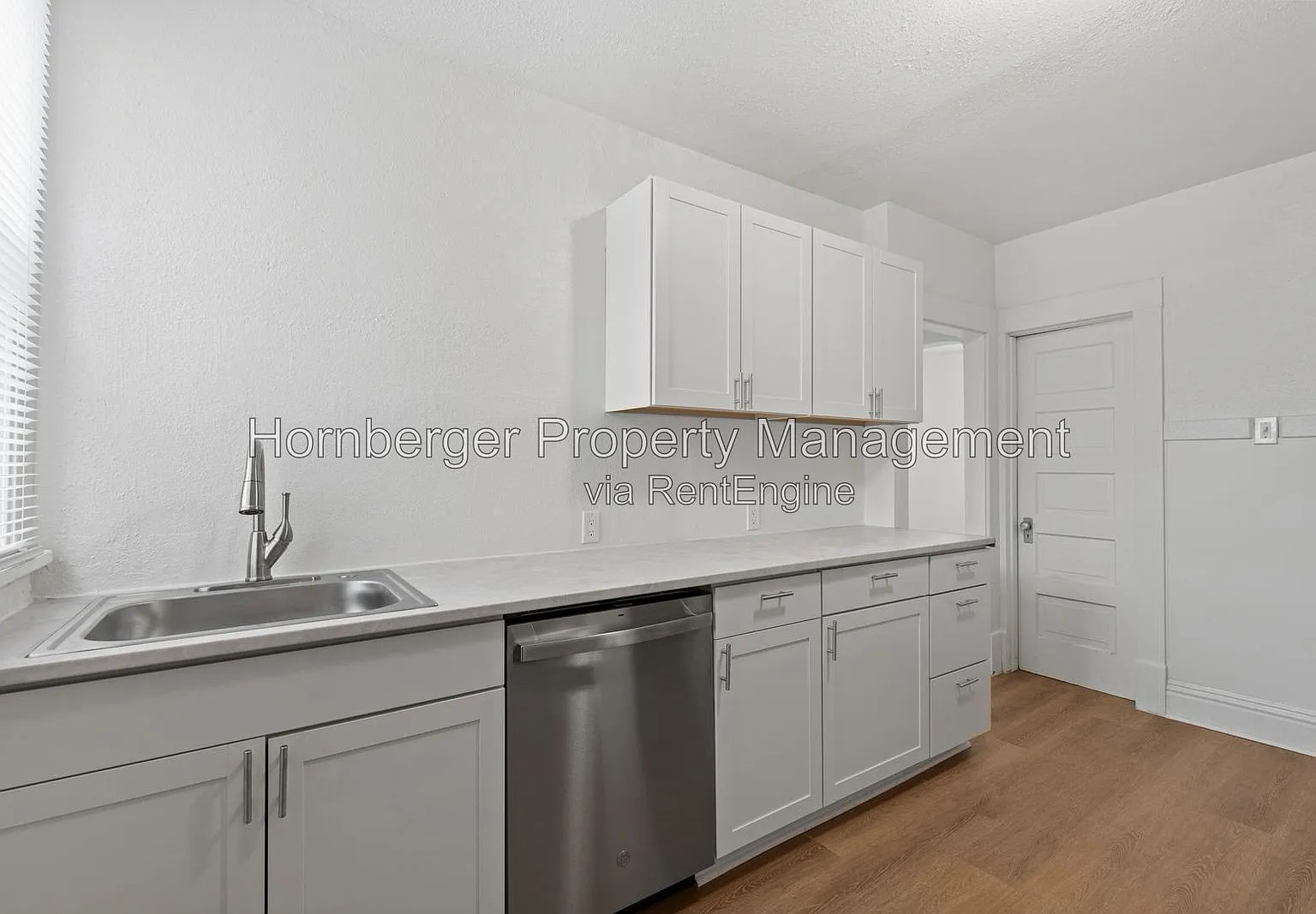 1 bed, 1.0 bath, $925 — Photo 1
