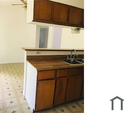 2nd image of 2207 Lake Louise Dr
