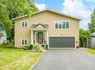 580 Edgewood Ave, Rochester, NY 14618