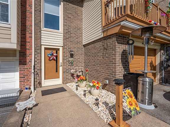 2nd image of 308 Shadow Wood Ct