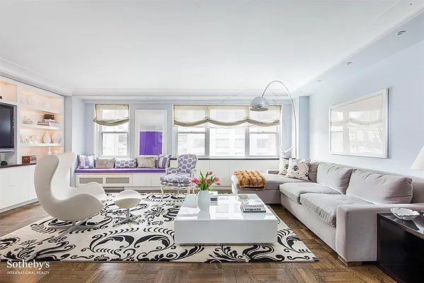 Sold by Sotheby's International Realty | media 9