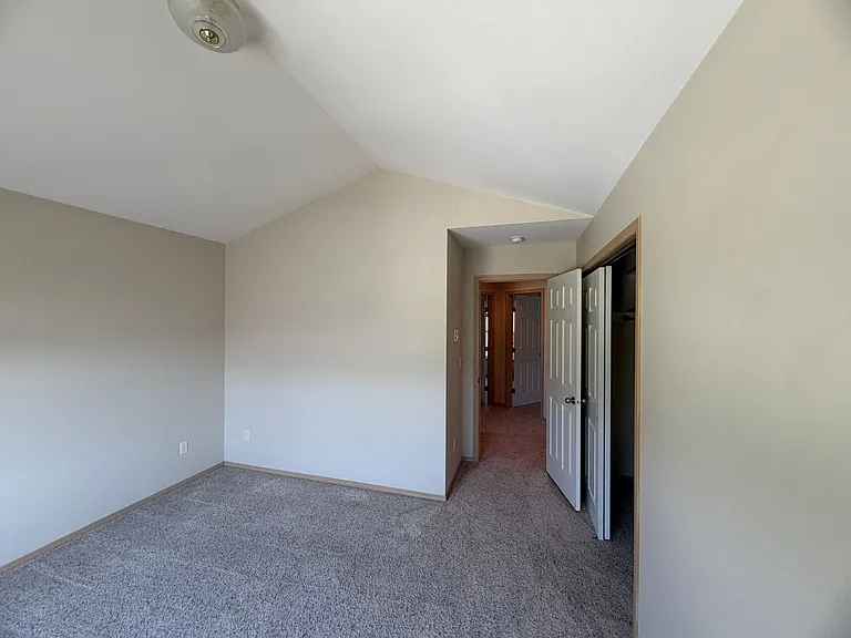 1224 8th St W — Photo 27