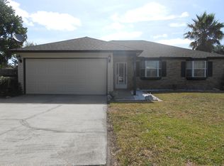 10827 N Wahine Dr, Jacksonville, FL 32246