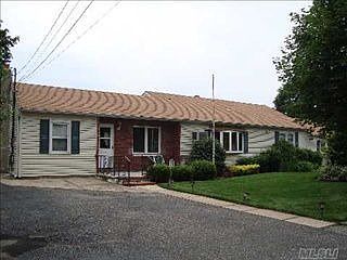 1st image of 21 Perkins Ct