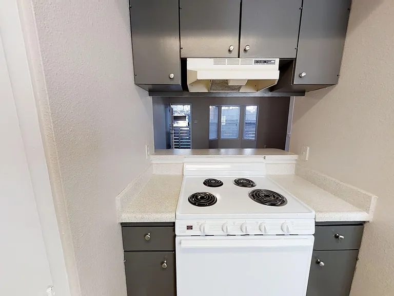 Verano at the Heights Apartments — Photo 56