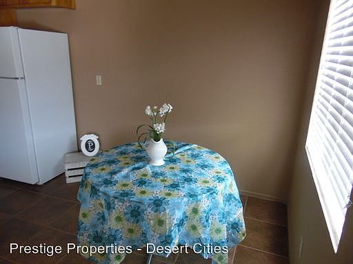 4th image of 74024 Pinon Dr
