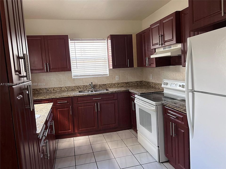 1st image of 31 NW 19th Ave #2