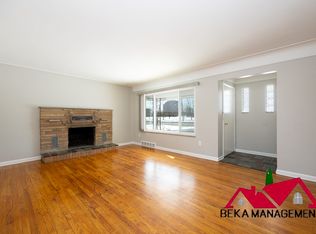 3268 Livernois Rd, Troy, MI 48083