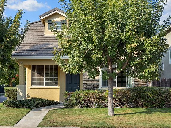 2nd image of 747 Queensland Cir