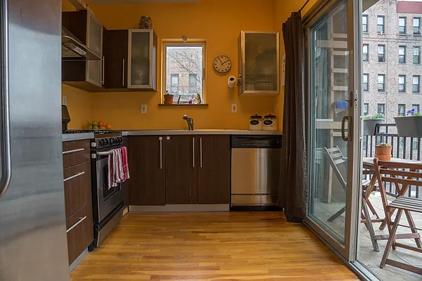 Sold by Keller Williams NYC | media 7