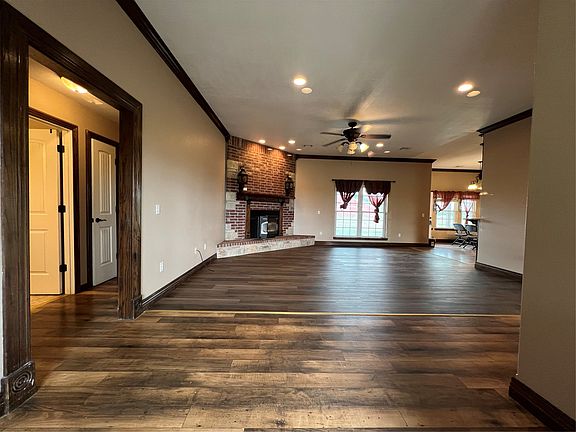 5th image of 26295 E 320th Rd