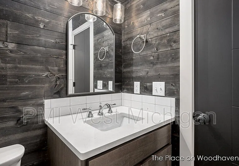 8428 Woodhaven Dr SW #6 — Photo 14