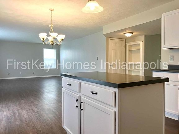 4th image of 15005 Deertrail Dr