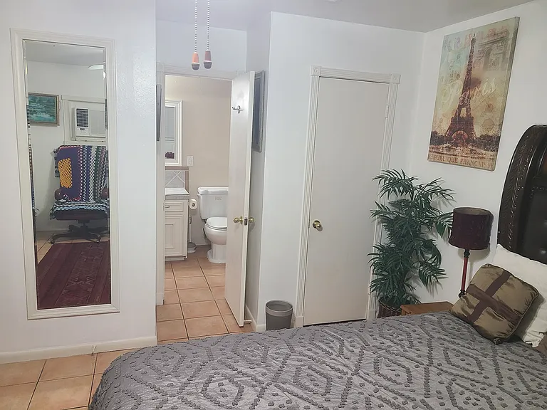 5822 Fairdale Ln #4 — Photo 32