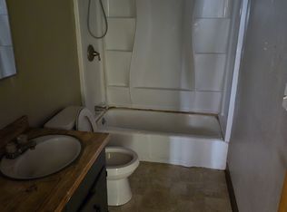 581 Summit Blvd, Big Bear Lake, CA 92315