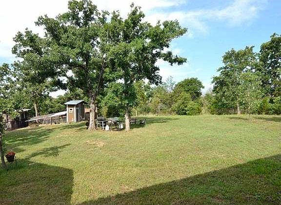 2nd image of 434 Leisure Ln