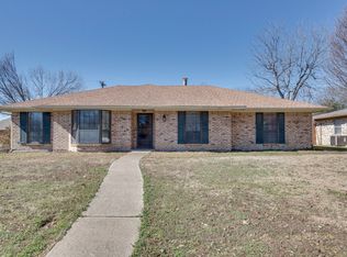 516 Quail Run St, Greenville, TX 75402